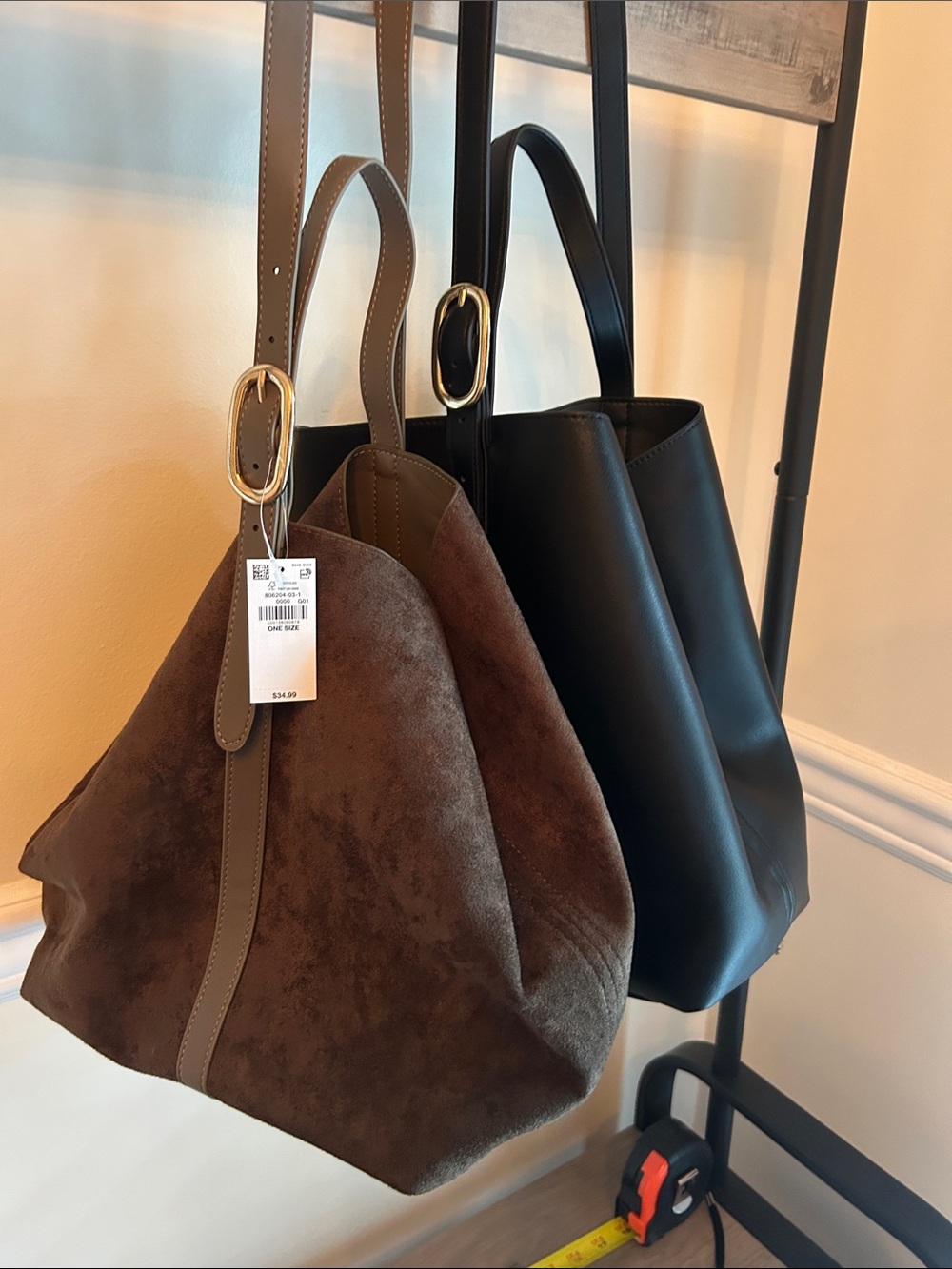 Set of 2 old navy bucket bags Women’s Brown and black with Gold Buckle